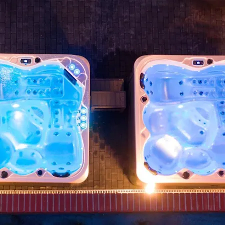 Apartamento Pod Winogronem - Z Basenem I Wyzywieniem