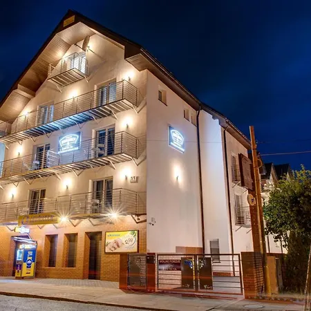 Pod Winogronem - Z Basenem I Wyzywieniem * Pobierowo