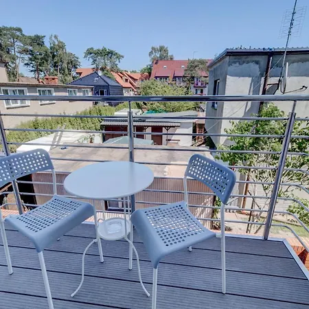 Apartment Pod Winogronem - Z Basenem I Wyzywieniem Pobierowo