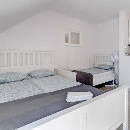 公寓 Pod Winogronem - Z Basenem I Wyzywieniem