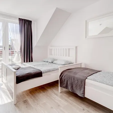 Apartment Pod Winogronem - Z Basenem I Wyzywieniem