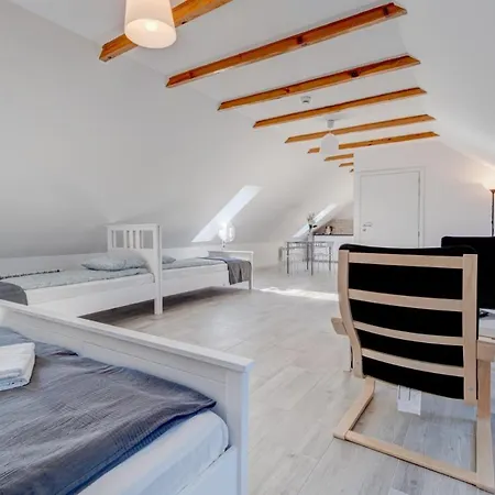 Apartment Pod Winogronem - Z Basenem I Wyzywieniem *