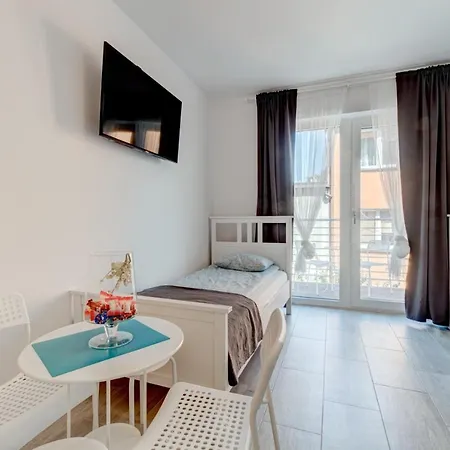 Pod Winogronem - Z Basenem I Wyzywieniem Apartment