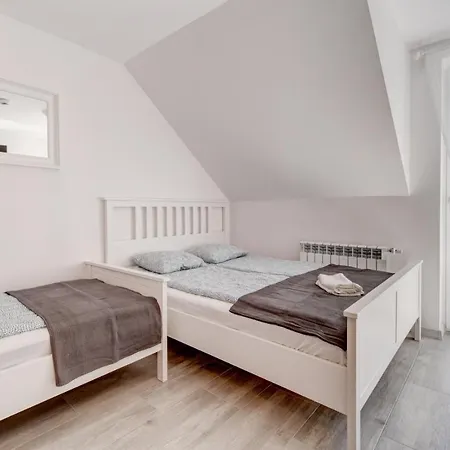 Pod Winogronem - Z Basenem I Wyzywieniem 公寓 波别罗沃