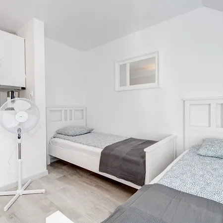 Apartamento Pod Winogronem - Z Basenem I Wyzywieniem