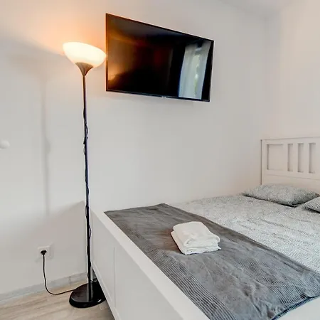 Pod Winogronem - Z Basenem I Wyzywieniem Apartment Pobierowo