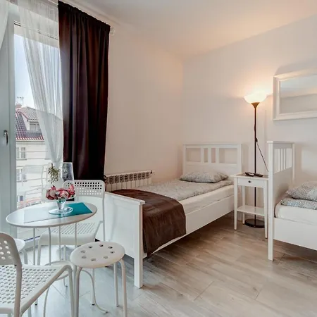 公寓 Pod Winogronem - Z Basenem I Wyzywieniem