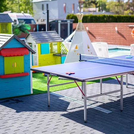 Pod Winogronem - Z Basenem I Wyzywieniem Apartamento Pobierowo