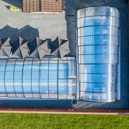 Pod Winogronem - Z Basenem I Wyzywieniem Apartamento Pobierowo