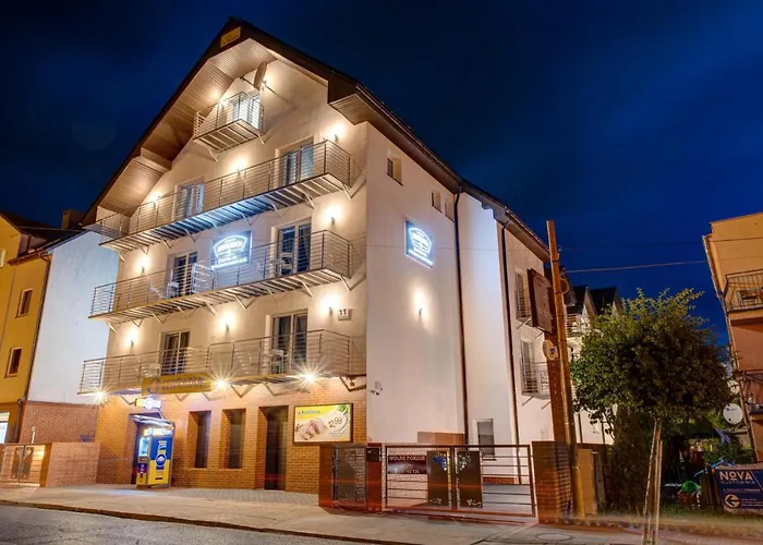 Pod Winogronem - Z Basenem I Wyżywieniem * Pobierowo