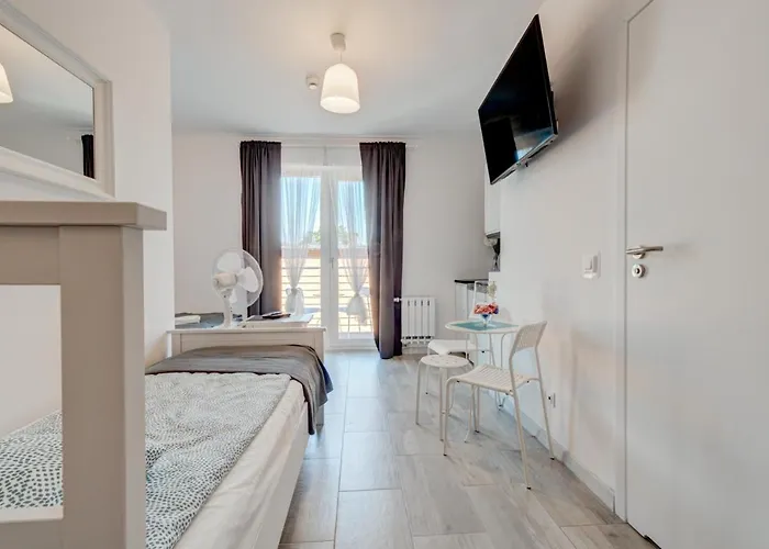 Pod Winogronem - Z Basenem I Wyżywieniem Apartament Pobierowo