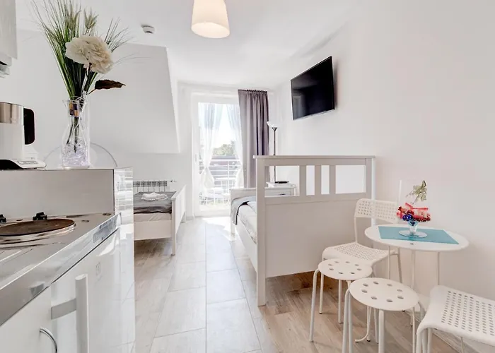 Pod Winogronem - Z Basenem I Wyżywieniem Apartament Pobierowo