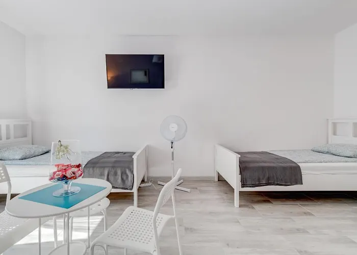 Pod Winogronem - Z Basenem I Wyżywieniem