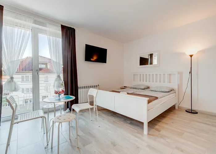 Pod Winogronem - Z Basenem I Wyżywieniem Apartament Pobierowo