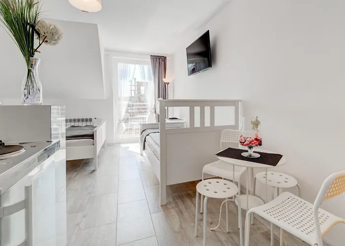 Pod Winogronem - Z Basenem I Wyżywieniem Apartament *