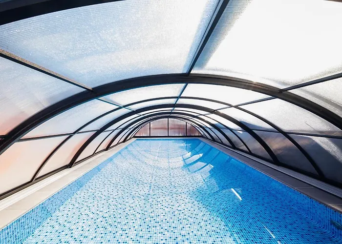 Pod Winogronem - Z Basenem I Wyżywieniem *