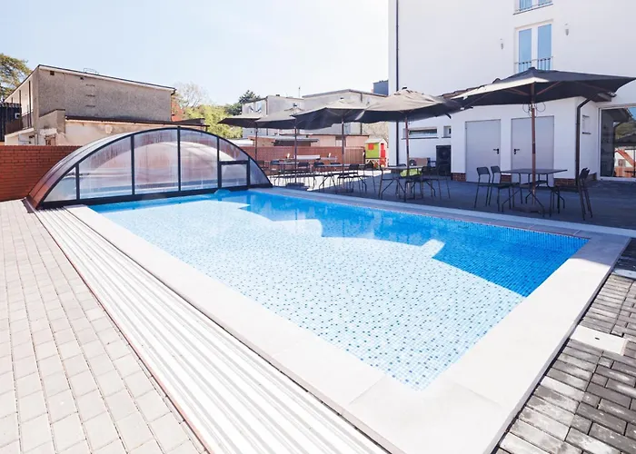 Pod Winogronem - Z Basenem I Wyżywieniem Apartament *