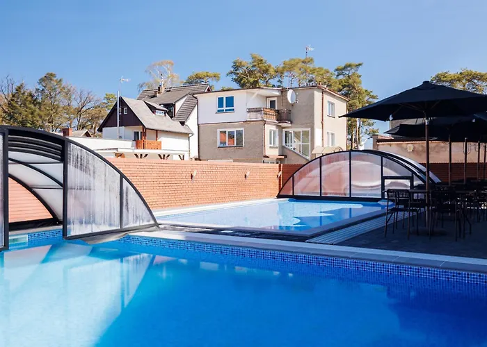 Pod Winogronem - Z Basenem I Wyżywieniem Apartament Pobierowo